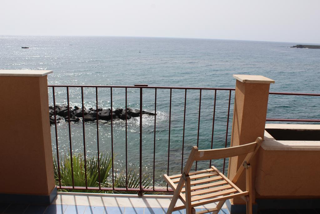 Appartamento Vista D'Incanto Giardini Naxos Ngoại thất bức ảnh